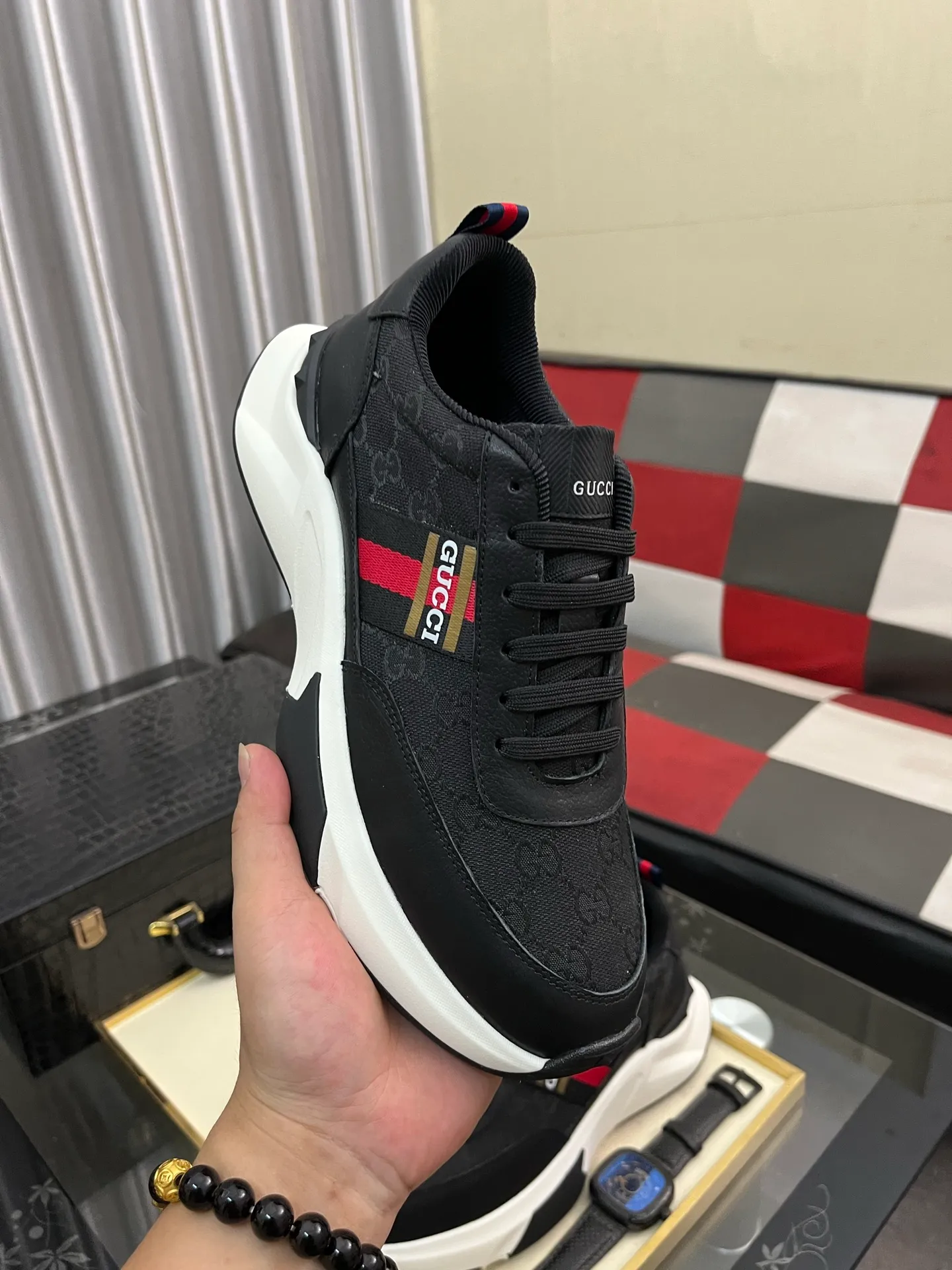 Men's Men's Shoes 💰458 ⌚️⌚️[GUCCI] Gucci men's casual shoes are absolutely popular 🔥The ultimate matching item for trendy men! The charm of super texture is irresistible, the main recommendation, the flower leather color is bright! The upper is made of high-quality brand printed fabric with cowhide, breathable leather lining and wear-resistant rubber sole, noble and elegant! Extremely comfortable🎁🎁You can be as handsome as you want💪 38-445⃣️colors available
